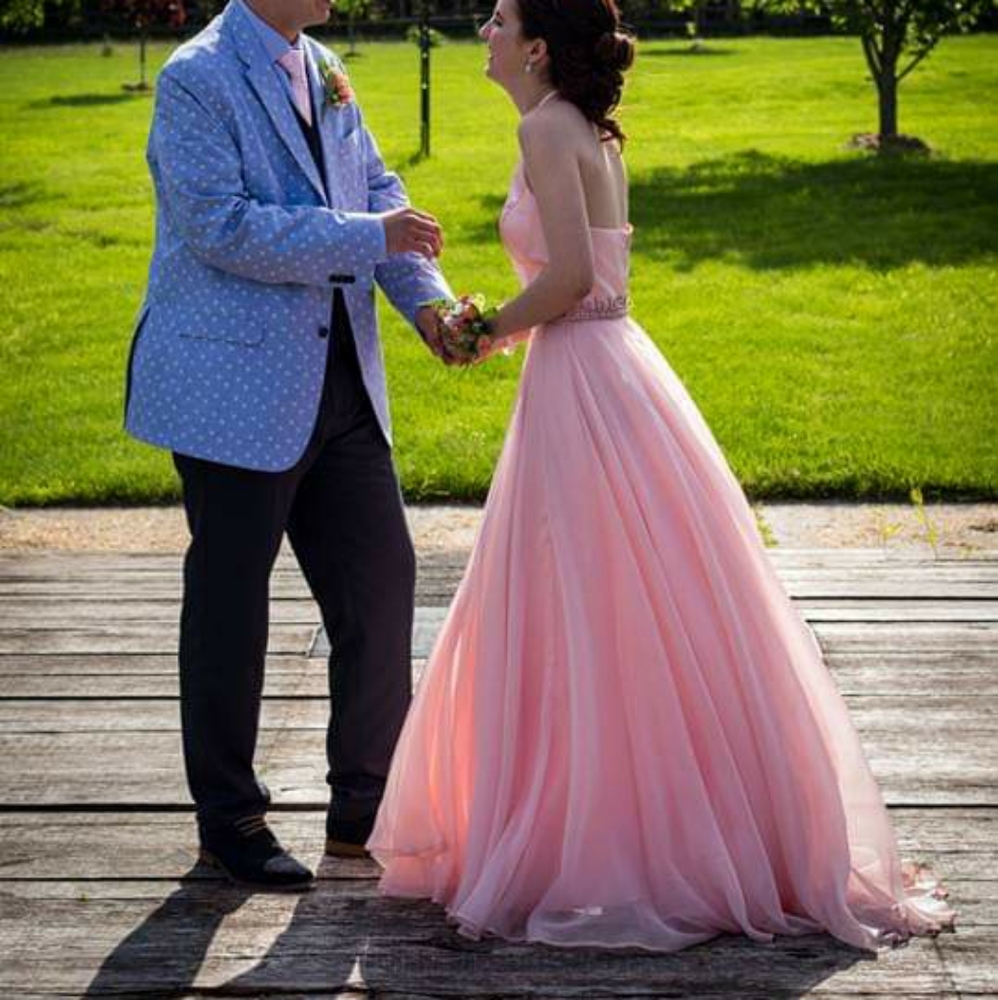 Beautiful Sherri Hill Prom Dress in Blush Pink - Picture 4 of 8